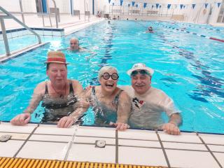 schwimmfasching 2022 bild 2