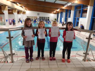 kinderweihnachtsschwimmen greiz 2022 bild 54