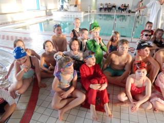schwimmfasching greiz 2023 bild 18