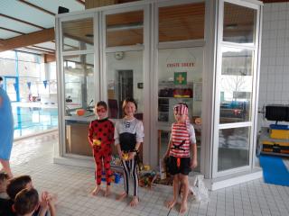 schwimmfasching greiz 2023 bild 19