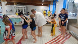 schwimmfasching 2020 bild 5